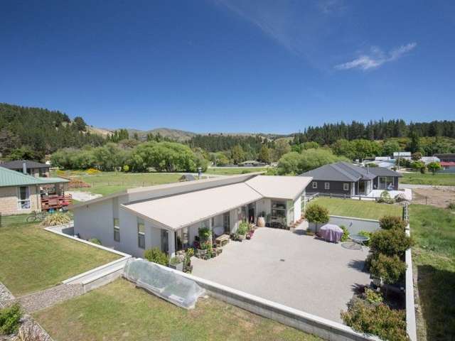 19 Alice Burn Drive Luggate_3