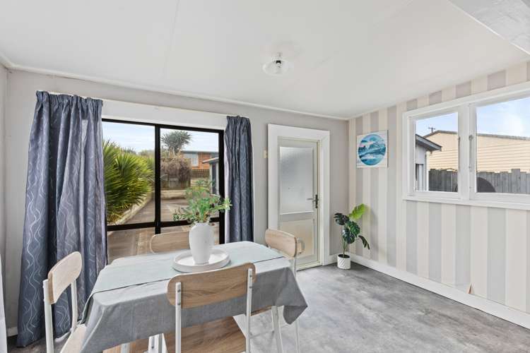 69 Domett Street Waitara_9