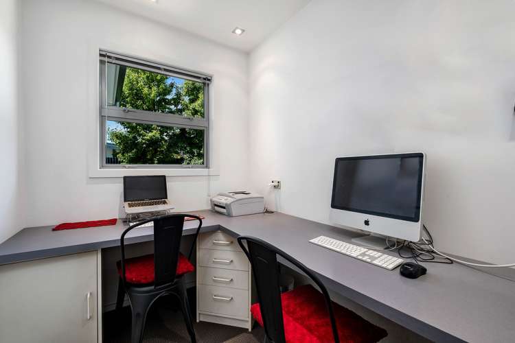 7 Wexford Street Albert Town_17