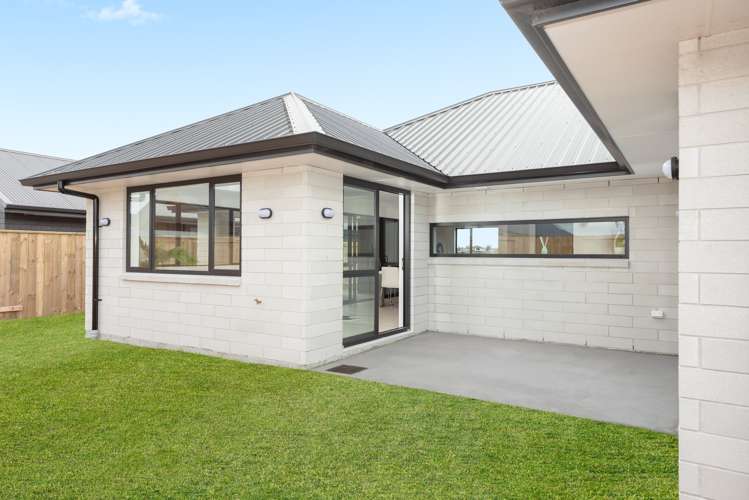 14 Sarcodia Place Papamoa_17