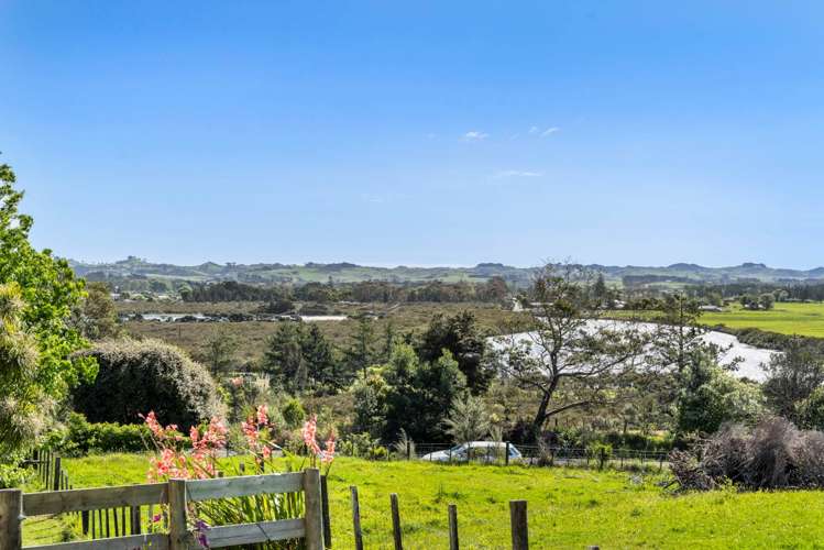 96 Kaipara Coast Highway Helensville_29