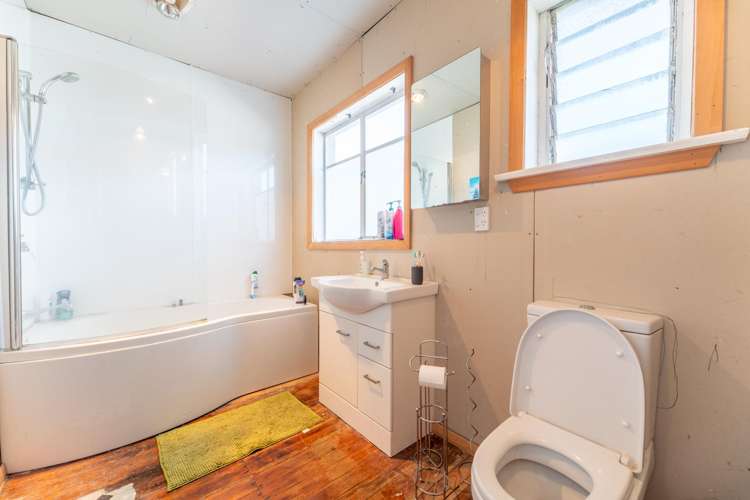 39 Le Cren Street Seaview_18