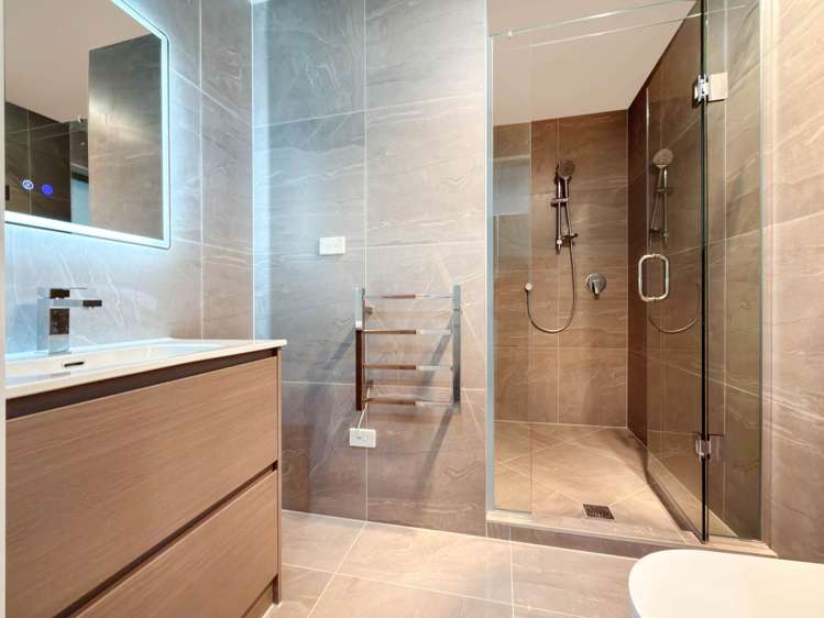 Lot 2/44 Beaumonts Way Manurewa_10