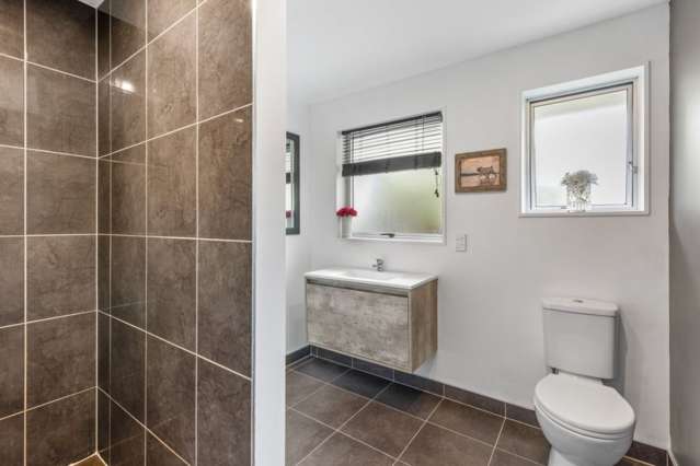 6b Ingrid Street Parklands_2
