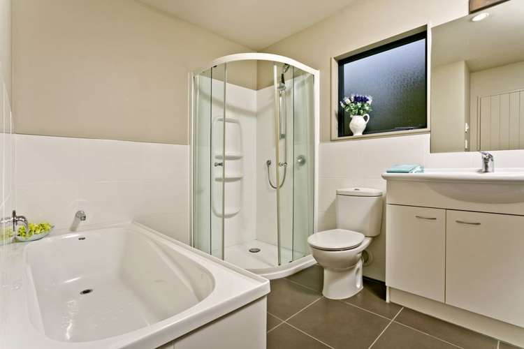 10 Lakeridge Close Northcross_13