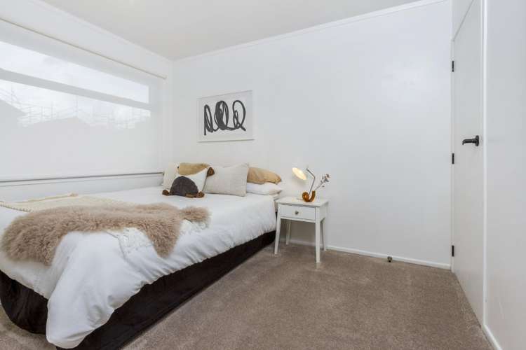 7/14 Willcott Street Mount Albert_5