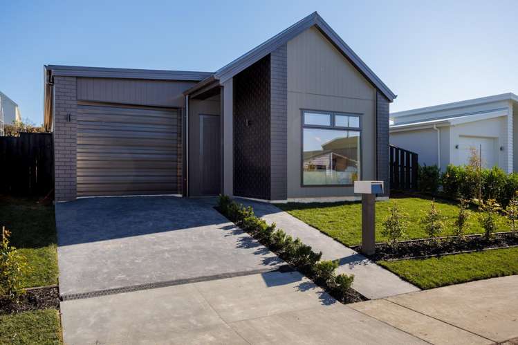 19 Pourewa Street_0