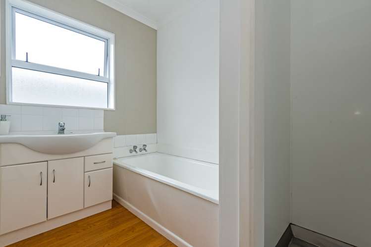 20 Harbour Street Foxton_14