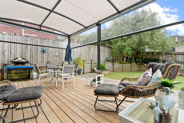 1/8 Kells Place Botany Downs_13