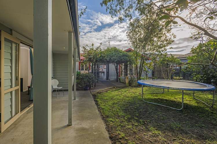 18 Argyle Avenue Takaro_19