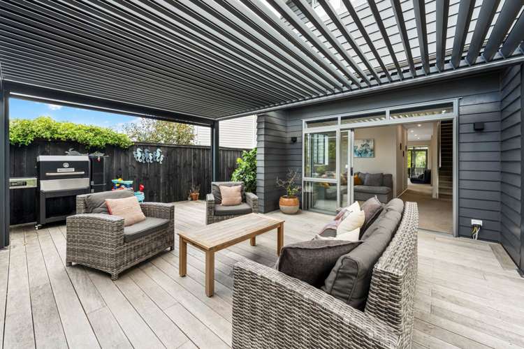 24 Teal Way Hobsonville_2