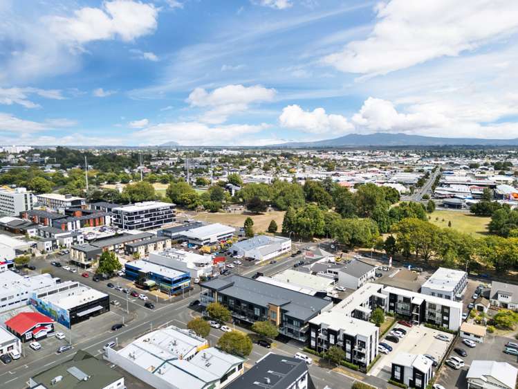 13/13 Vialou Street Hamilton Central_21