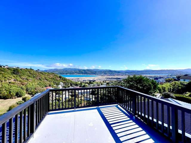 Sunny,Warm 3 bed with Ensuite & Views