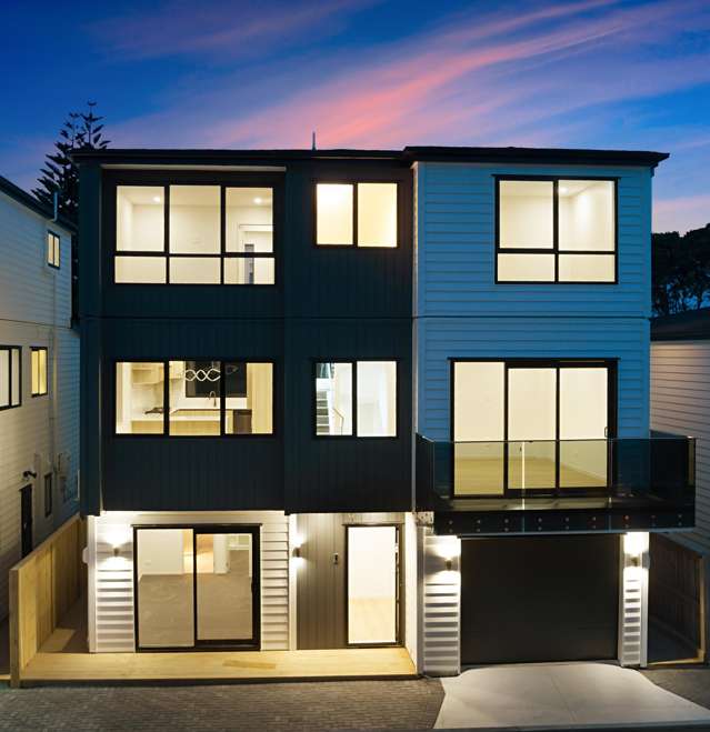 Luxury, Location & Brand New!