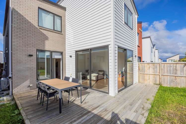 27 Coast Garden Drive_4