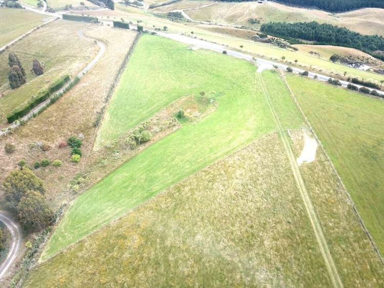 136 Akatore Road Taieri Mouth_13