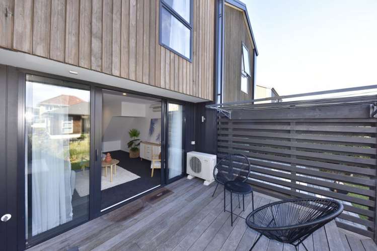2/111 Edgeware Road Saint Albans_11