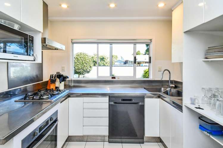 6 Oakland Avenue Papatoetoe_8