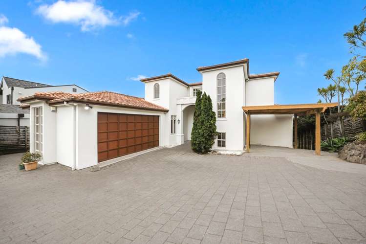 6 Rosella Place Murrays Bay_34