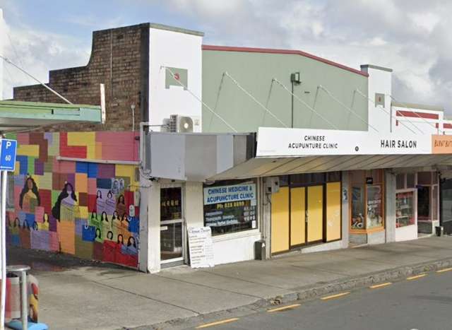 Rosebank Road retail - affordable