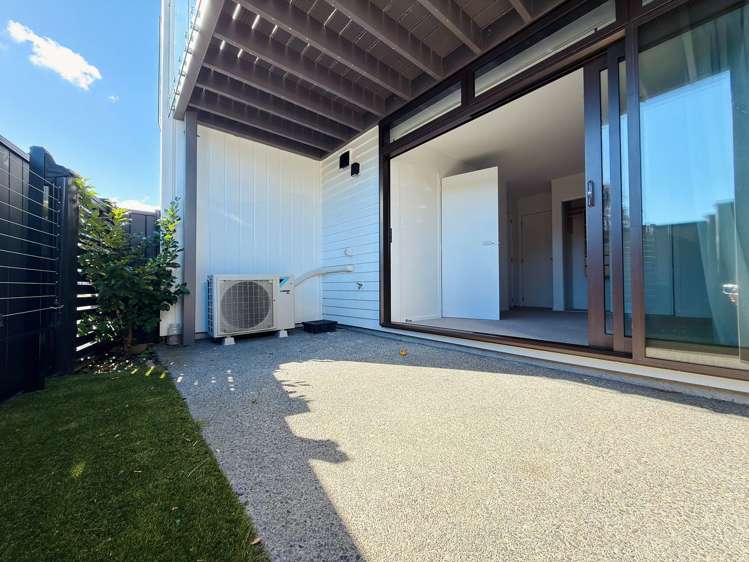 6/1 Myrtle Street Hutt Central_5