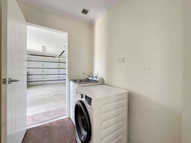 1377E Manawahe Road Manawahe_23