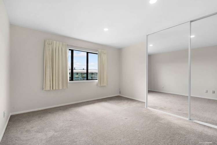 7/17 Lyon Avenue Mount Albert_3