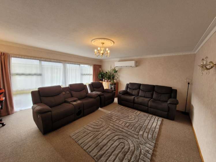 105 Edinburgh Crescent Waikiwi_4