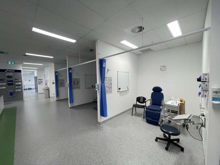 3 Akoranga Drive Northcote_1