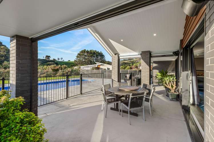 121 Valley Road Waimauku_11