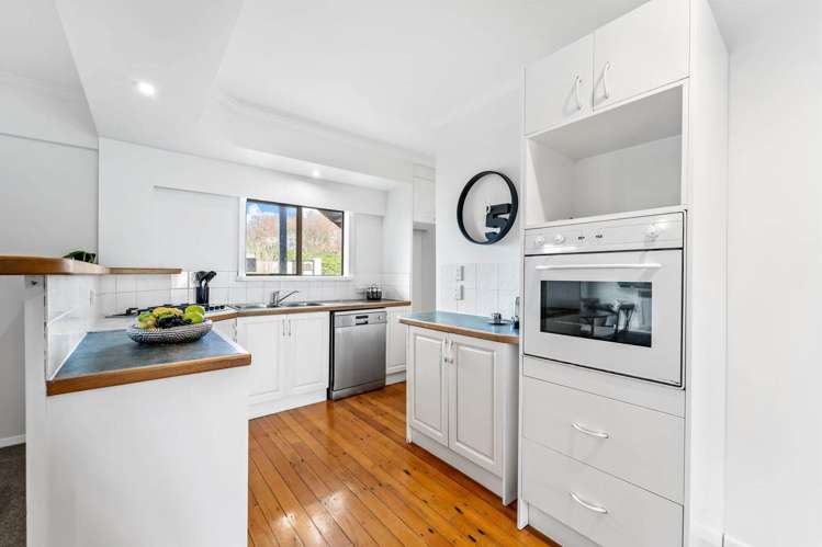 1006 Whangaparoa Road Tindalls Beach_10