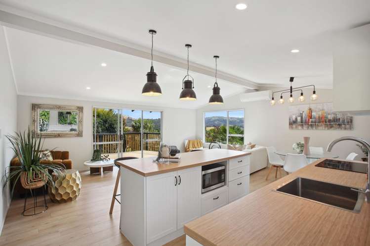 36 Sun Valley Hatfields Beach_15