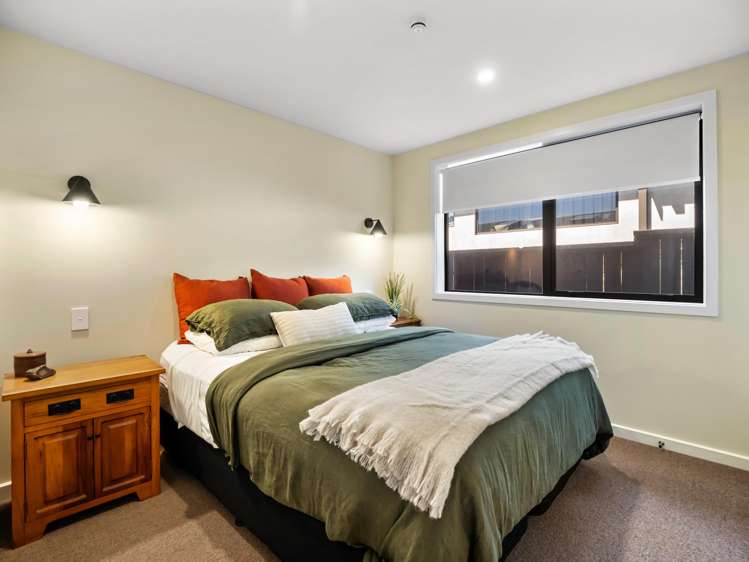 55 Marine Parade Mt Maunganui_17