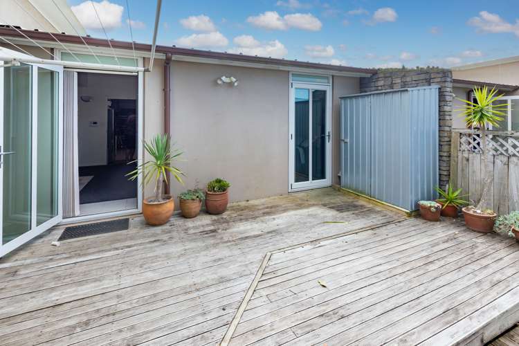 7 Merlot Lane Pukekohe_12