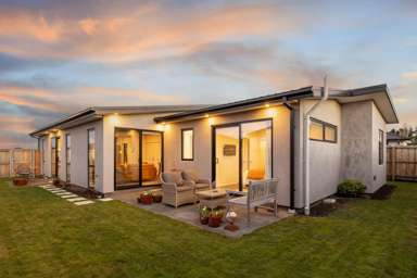 19 Sarah Nicholls Street, Spring Grove_1