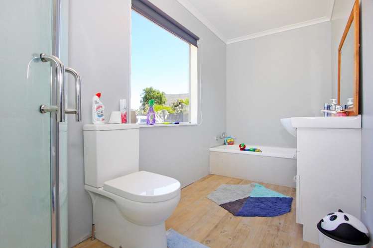 57 Plumley Crescent Mangere_16