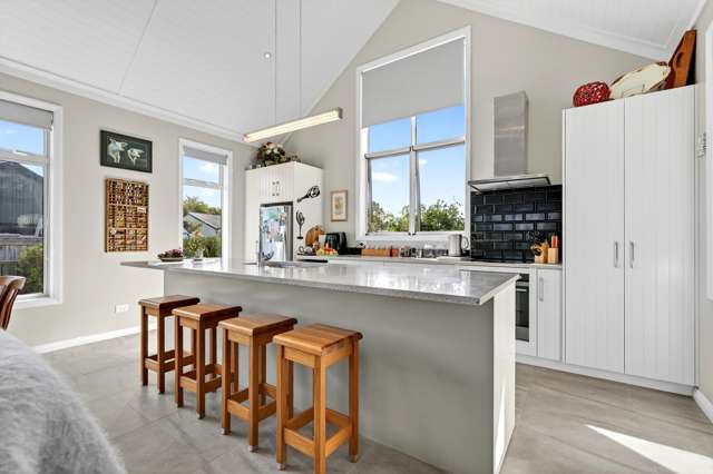 13 Tarata Grove Lansdowne_2