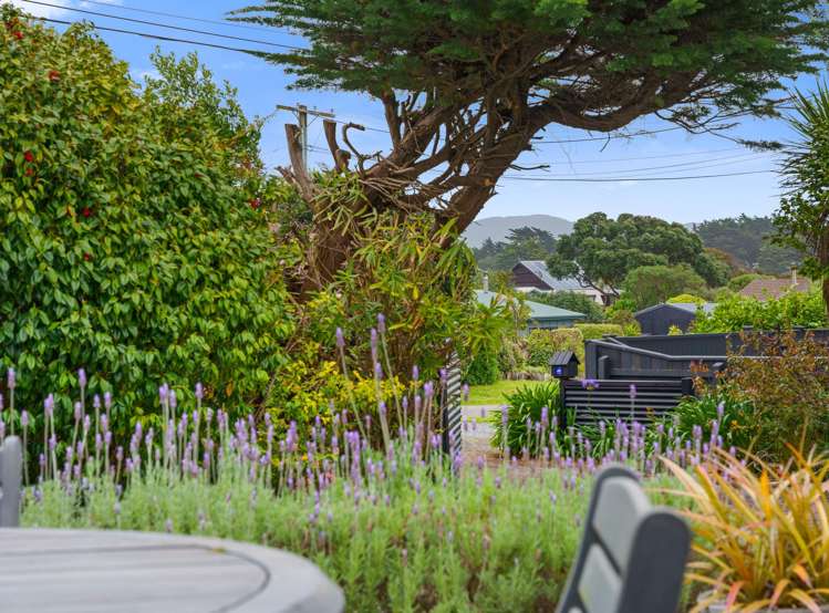 29 Hona Street Waikanae Beach_3