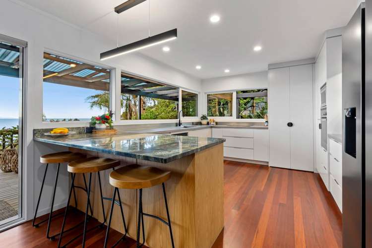 74 Duncansby Road Stanmore Bay_9