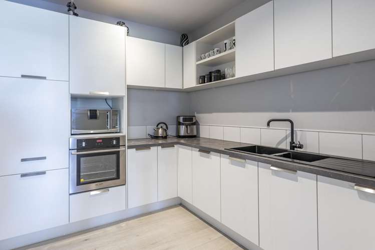 25A Greenhaven Drive Burwood_8