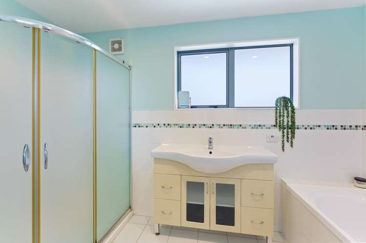 4 Tahi Road Paraparaumu Beach_15