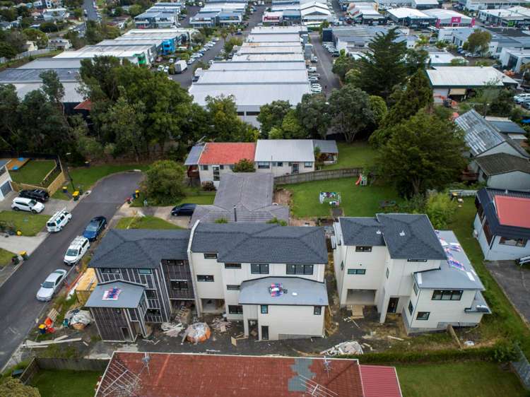 15 Kathleen Street Totara Vale_5