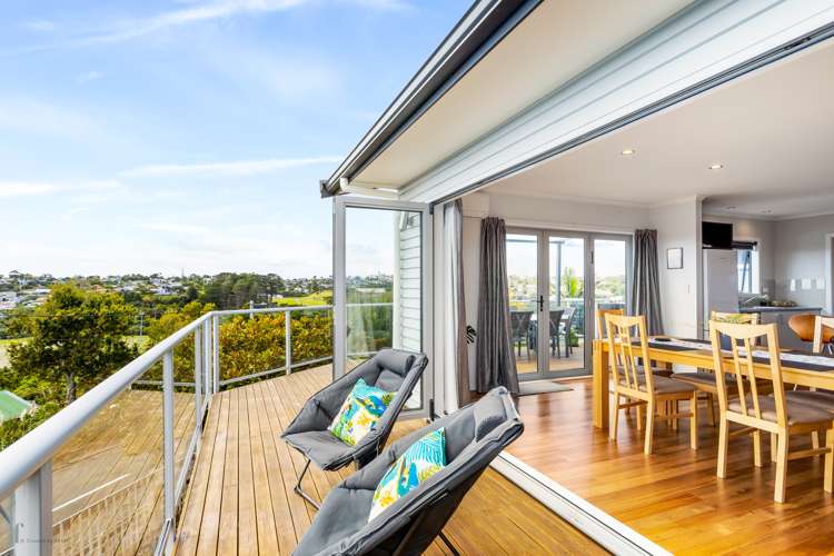 25 Kauri Road Stanmore Bay_4