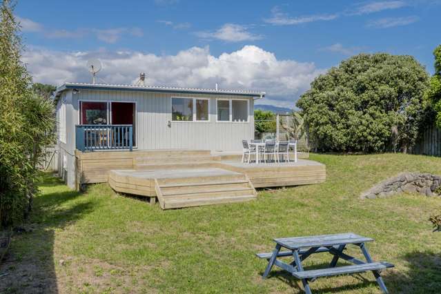 21 Titoki Road Waikanae Beach_2