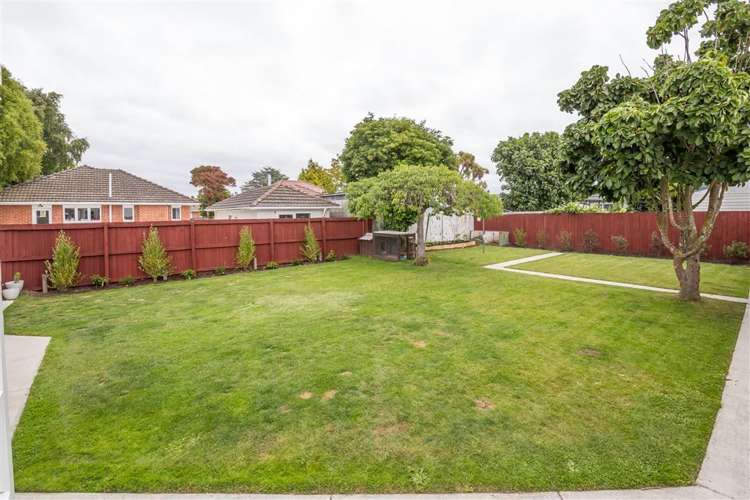 211 Knowles Street Saint Albans_22