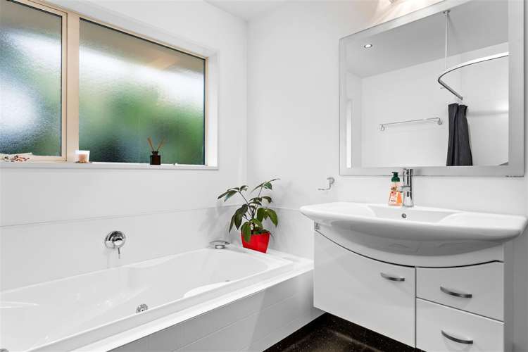 15 Saddleback Green Halswell_16