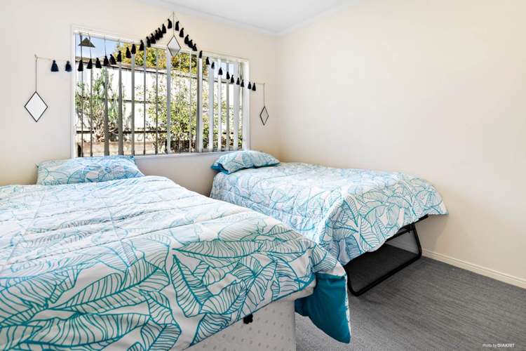 9 Bellshill Close Wattle Downs_16