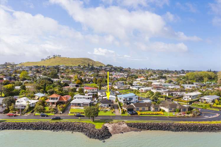 49 Kiwi Esplanade Mangere Bridge_14