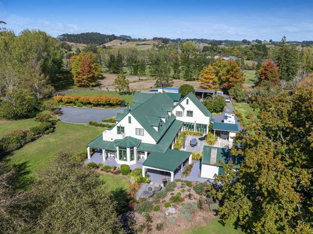 Country Manor - A Legacy of Timeless Elegance