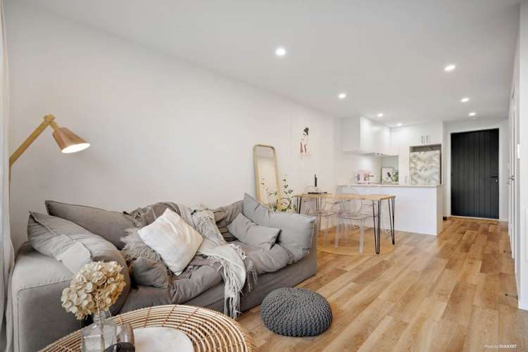 4 Tokai Place Glen Eden_6